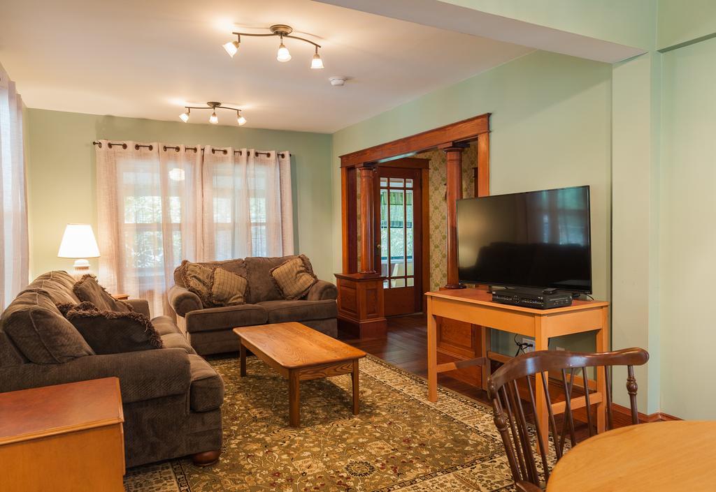 Profile Motel & Cottages Lincoln Bagian luar foto